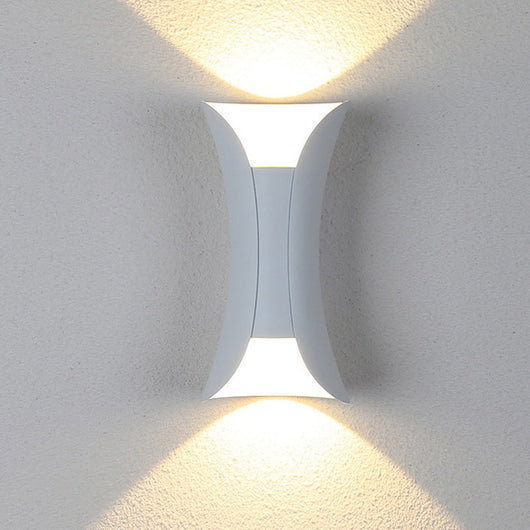 Elovira | Modern Outdoor Wall Light with Integrated LED and IP65 Weatherproof Design for Exterior Walls