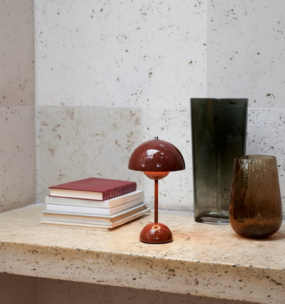 Dome Table Lamp – Wider Shot Desk Background – Tavellix