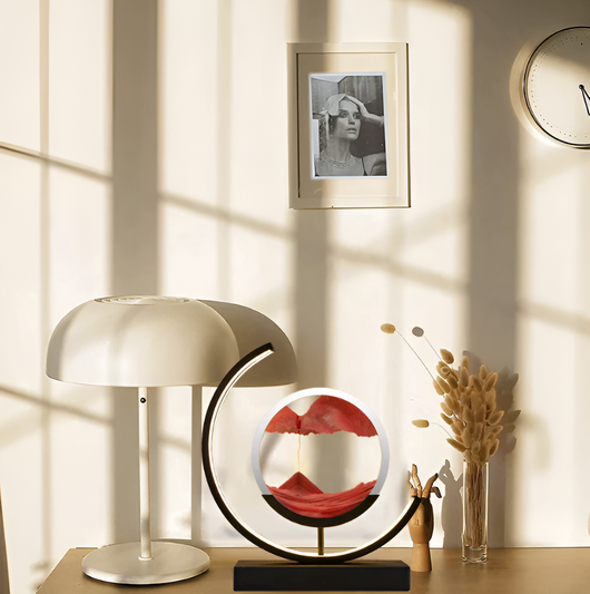 Sand Art Table Lamp – USB Charge Port Detail – Tavellix