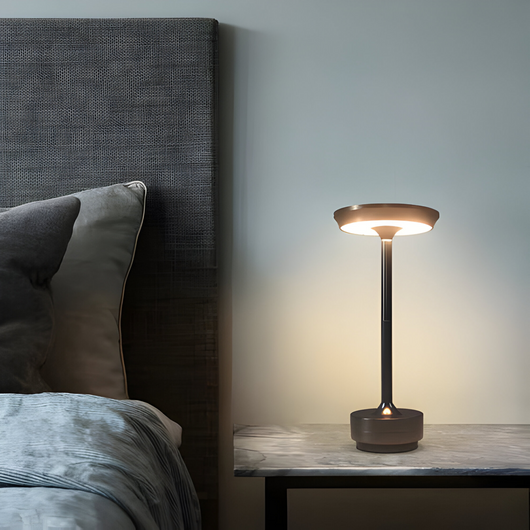 Wireless Table Lamp – USB Charging Port Detail – Tavellix