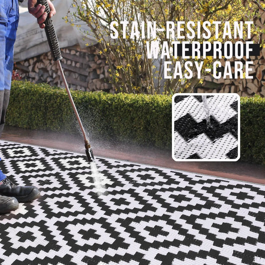Outdoor Rug – Reversible Waterproof Patio Mat – Recycled Polypropylene – Easy Clean for Patio Garden Balcony