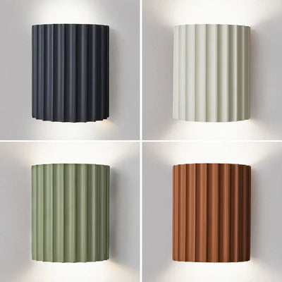 Resin Wall Light – Up & Down Ambient Glow – Ribbed Sculptural Wall Sconce for Bedroom Hallway Living Room