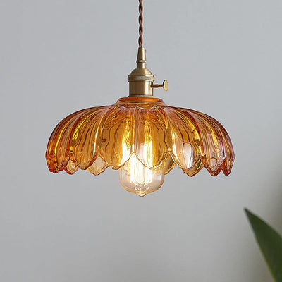 Glass Pendant Light – Floral Shape Detail – Tavellix
